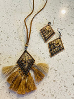 Load image into Gallery viewer, Tribal Earring and Necklace Set
