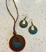 Load image into Gallery viewer, Tribal Earring and Necklace Set

